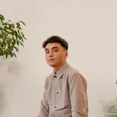 收听 daoor、观看音乐视频、阅读小传、查看巡演日期等 ！