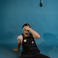 收听 Arlo Saturn、观看音乐视频、阅读小传、查看巡演日期等 ！