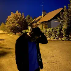 Dengarkan VLOVE, tonton video musik, baca bio, lihat tanggal tur & lainnya!