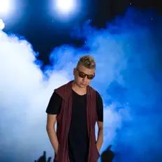 Listen to Walter Edmundo, watch music videos, read bio, see tour dates & more!