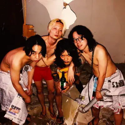 Listen to Narotic, watch music videos, read bio, see tour dates & more!
