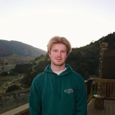 聆聽 Sam Nicholson、觀看音樂影片、閱讀小傳、查看巡演日期等！