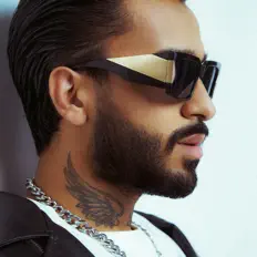 Posłuchaj wykonawcy Xapo, obejrzyj teledyski, przeczytaj biografię, zobacz daty tras koncertowych i nie tylko!