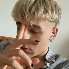 Listen to hellboynxndo, watch music videos, read bio, see tour dates & more!