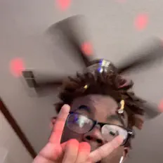 Ouça Kaash Eli, assista a videoclipes, leia a biografia, veja as datas das turnês e mais!