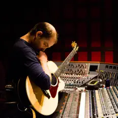 Daniel Raijman dinle, müzik videolarını izle, biyografisini oku, tur tarihlerini ve daha fazlasını gör!