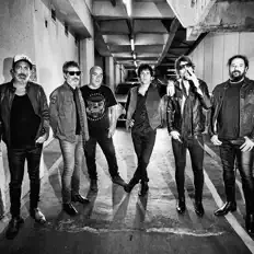 Listen to Guasones, watch music videos, read bio, see tour dates & more!