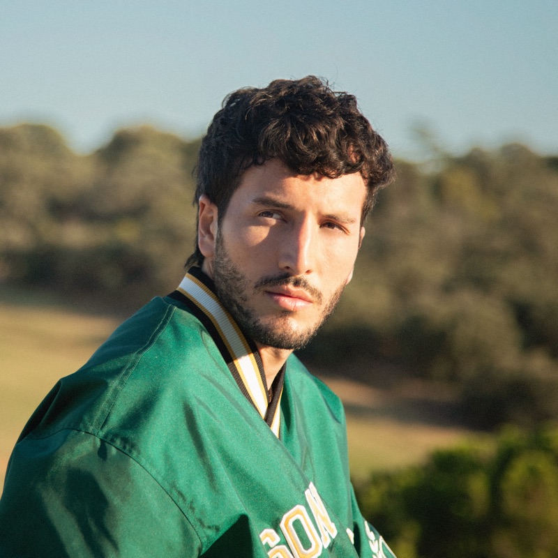 Sebastián Yatra - Devuélveme El Corazón