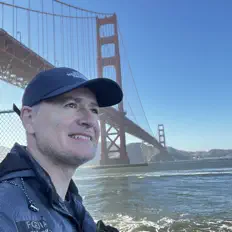 Ascolta Toni3k, guarda video musicali, leggi la biografia, vedi le date del tour & altro!