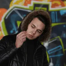 lanslot을(를) 듣고, 뮤직 비디오를 보고, 약력을 읽고, 투어 일정 등을 확인하세요!