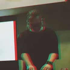 Ouça end of youth, assista a videoclipes, leia a biografia, veja as datas das turnês e mais!
