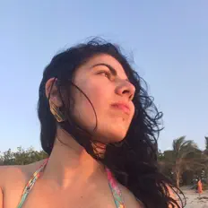 收听 Claudia Rivera、观看音乐视频、阅读小传、查看巡演日期等 ！