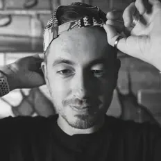 Benjamin Starks: песни, клипы, биография, даты выступлений и многое другое.