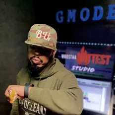 收听 King Ju、观看音乐视频、阅读小传、查看巡演日期等 ！