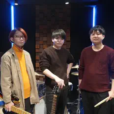 收听 IncRock、观看音乐视频、阅读小传、查看巡演日期等 ！