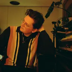 Listen to Erik Sigurd, watch music videos, read bio, see tour dates & more!