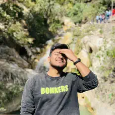 Vaibhav Sharma: песни, клипы, биография, даты выступлений и многое другое.