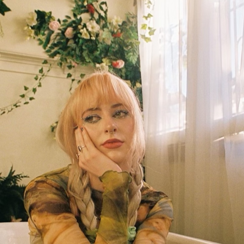 Song - dumb dumb (sped up) - mazie