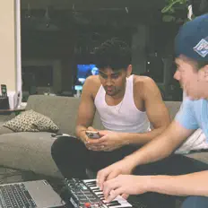 Jripp: песни, клипы, биография, даты выступлений и многое другое.