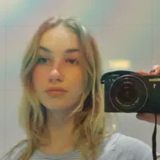 Luister naar frankie, bekijk muziekvideo's, lees de bio, bekijk de tourdata, en meer!