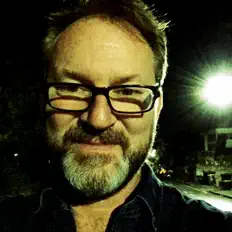 Dengarkan Charlie Groves, tonton video musik, baca bio, lihat tanggal tur & lainnya!