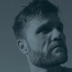 Kalyxを聴いたり、ミュージックビデオを鑑賞したり、経歴やツアー日程などを確認したりしましょう！