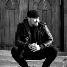 Listen to Kingery, watch music videos, read bio, see tour dates & more!