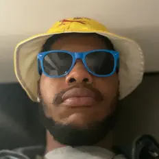 Prince tha greatest을(를) 듣고, 뮤직 비디오를 보고, 약력을 읽고, 투어 일정 등을 확인하세요!