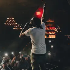 Ouça Juno Allah, assista a videoclipes, leia a biografia, veja as datas das turnês e mais!