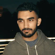 Écoutez D.S.O.M, regardez des vidéoclips, lisez la biographie, consultez les dates de tournée et plus encore !