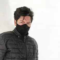 聆聽 Ándrue、觀看音樂影片、閱讀小傳、查看巡演日期等！