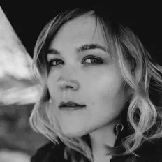 Darby Sparkmanを聴いたり、ミュージックビデオを鑑賞したり、経歴やツアー日程などを確認したりしましょう！
