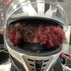 Poslechněte si interpreta TENSHI, sledujte hudební videa, přečtěte si životopis, podívejte se na data turné a další informace.