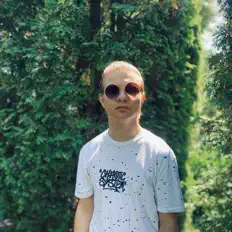 Poslechněte si interpreta SoLV, sledujte hudební videa, přečtěte si životopis, podívejte se na data turné a další informace.