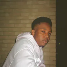 Escucha a SB UNIVERSE, mira videos musicales, lee su biografía, consulta las fechas de las gira y más.