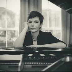 Poslechněte si interpreta Jennifer Graff, sledujte hudební videa, přečtěte si životopis, podívejte se na data turné a další informace.