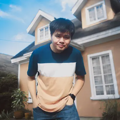 Listen to Ian Rondilla, watch music videos, read bio, see tour dates & more!