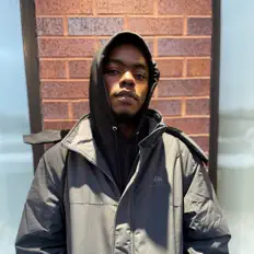 Ascolta Wavy Kam, guarda video musicali, leggi la biografia, vedi le date del tour & altro!