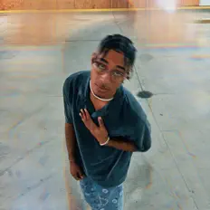 收听 Tahj Gallien、观看音乐视频、阅读小传、查看巡演日期等 ！