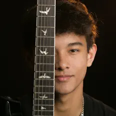 聆聽 Kian Sanchez、觀看音樂影片、閱讀小傳、查看巡演日期等！