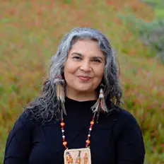 聆聽 Nubia Teixeira、觀看音樂影片、閱讀小傳、查看巡演日期等！