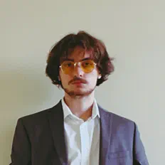 Dengarkan Mellow August, tonton video musik, baca bio, lihat tanggal tur & lainnya!