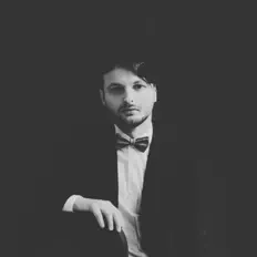 Dengarkan Tobi, tonton video musik, baca bio, lihat tanggal tur & lainnya!