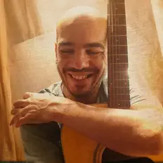 收听 Joao Aranha、观看音乐视频、阅读小传、查看巡演日期等 ！