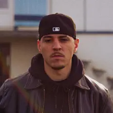 Listen to Le6ix, watch music videos, read bio, see tour dates & more!