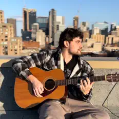 Dengarkan Zach Godden, tonton video musik, baca bio, lihat tanggal tur & lainnya!