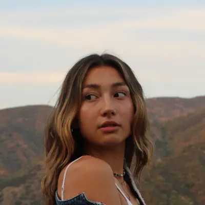 Listen to Thalia Nicolalde, watch music videos, read bio, see tour dates & more!