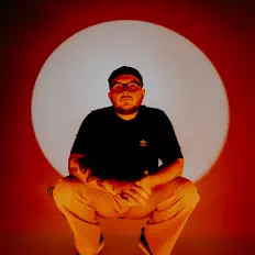 收听 HYFINN、观看音乐视频、阅读小传、查看巡演日期等 ！