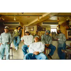 Listen to GEAR LIFE LIT, watch music videos, read bio, see tour dates & more!