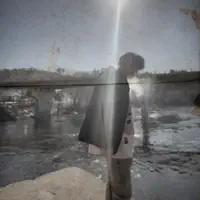 聆聽 undefined、觀看音樂影片、閱讀小傳、查看巡演日期等！